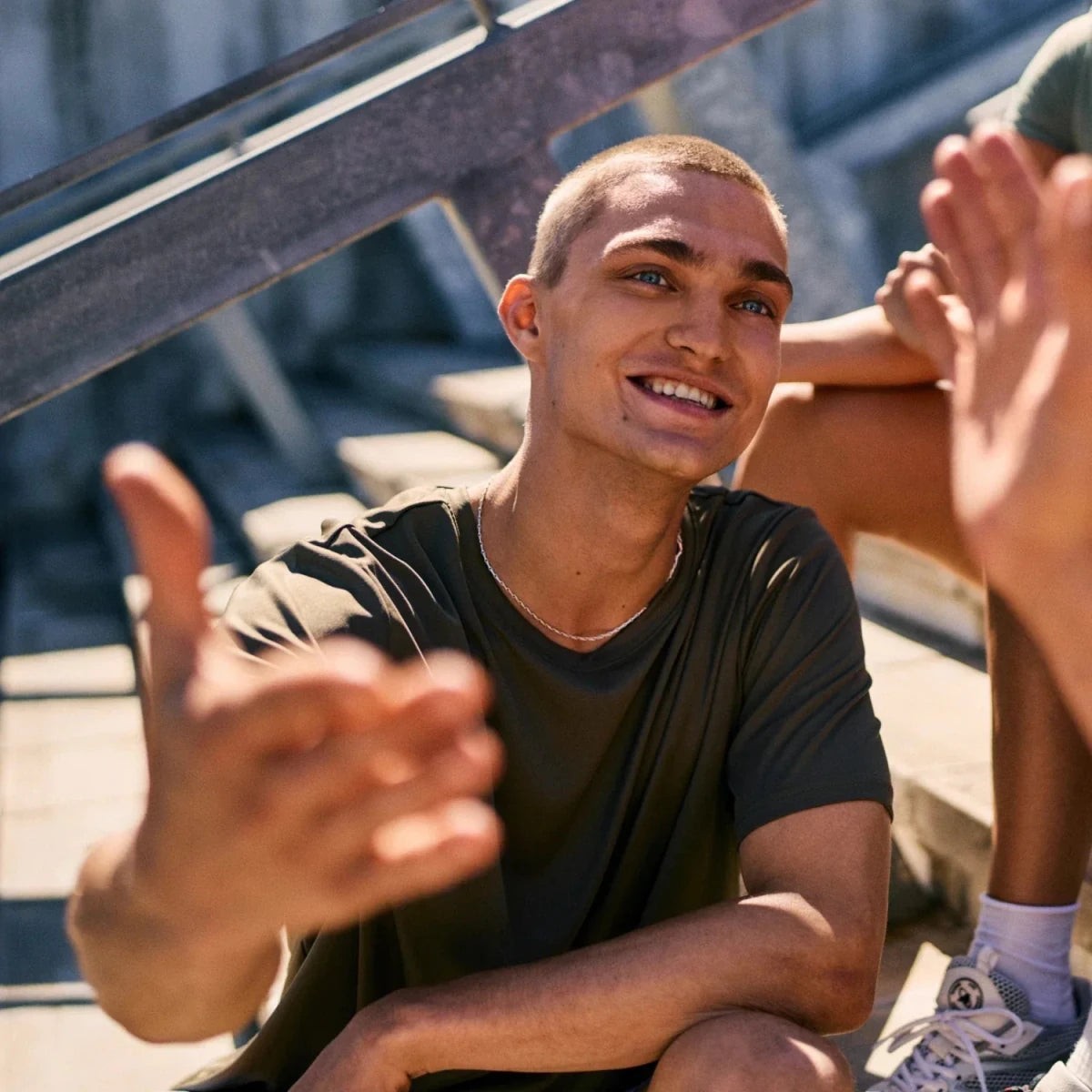 Faktencheck L-Glutamin, Begegnung